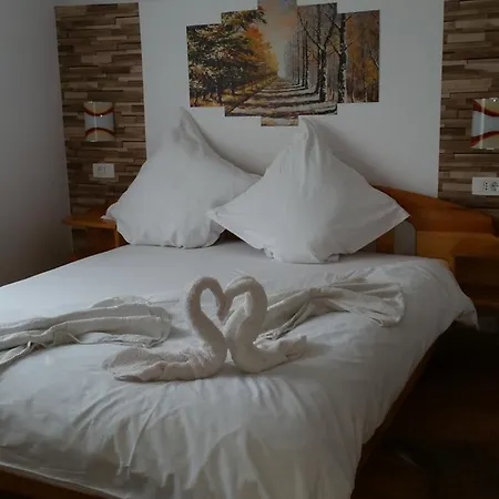 Guest house Pensiunea Acasa La Moieciu